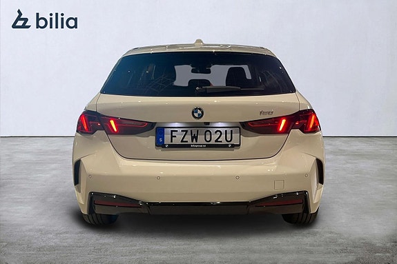 BMW 120 5 of 21
