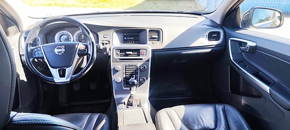 Volvo V60 5 of 5