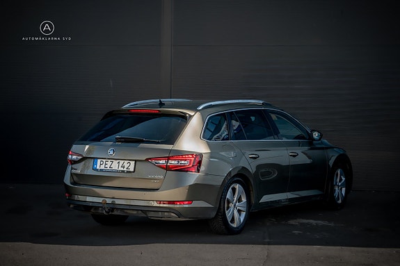 Skoda Superb 24 of 26