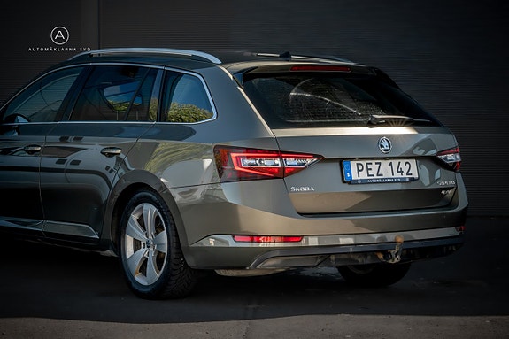 Skoda Superb 19 of 26