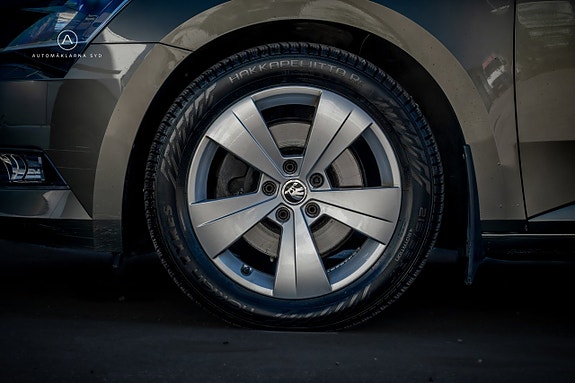 Skoda Superb 23 of 26