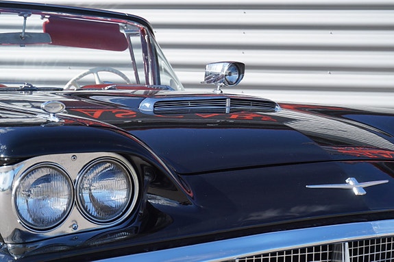 Ford Thunderbird 25 of 26
