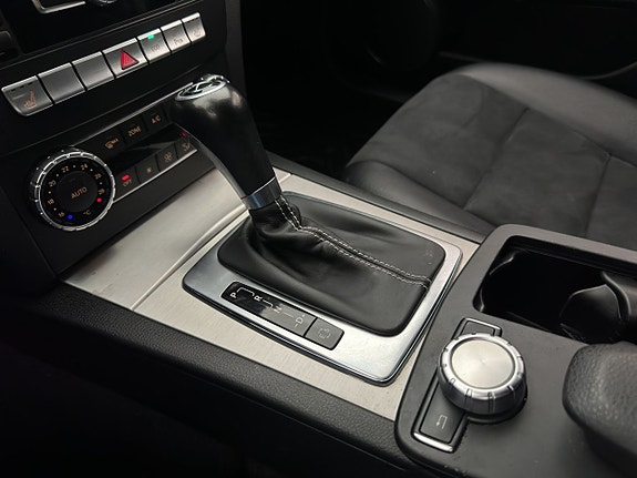 Mercedes-Benz C180 21 of 29