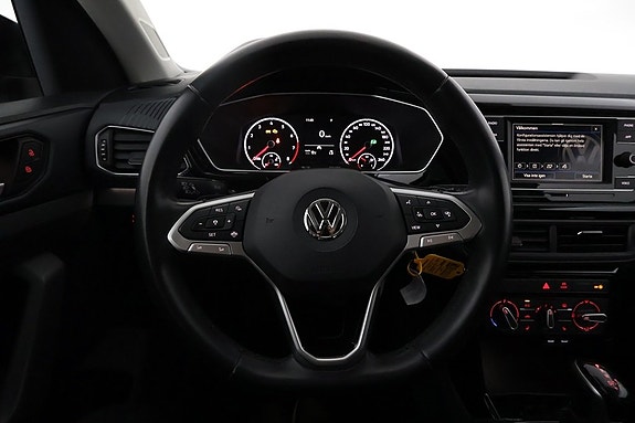 Volkswagen T-Cross 17 of 24