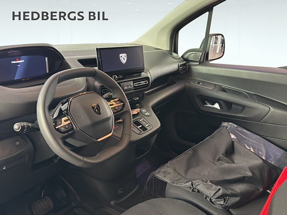 Peugeot e-Partner 7 of 12
