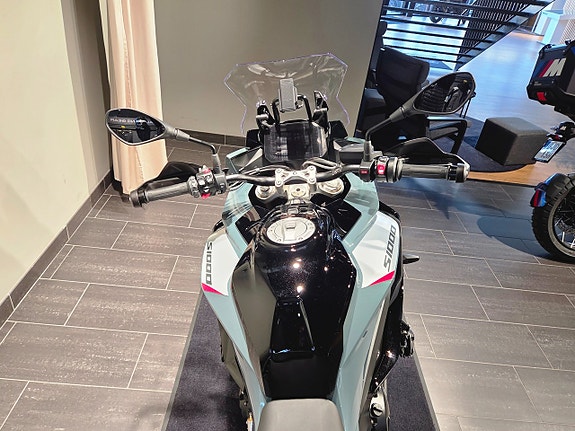 BMW S1000XR/2026/För beställning/Touring/sport 11 of 24