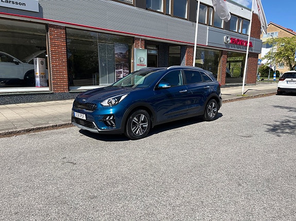 Kia Niro 2 of 5