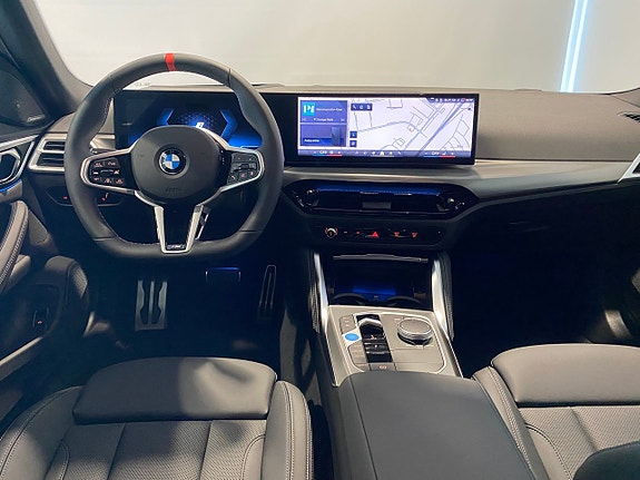 BMW i4 3 of 5