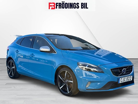 Volvo V40 7 of 23