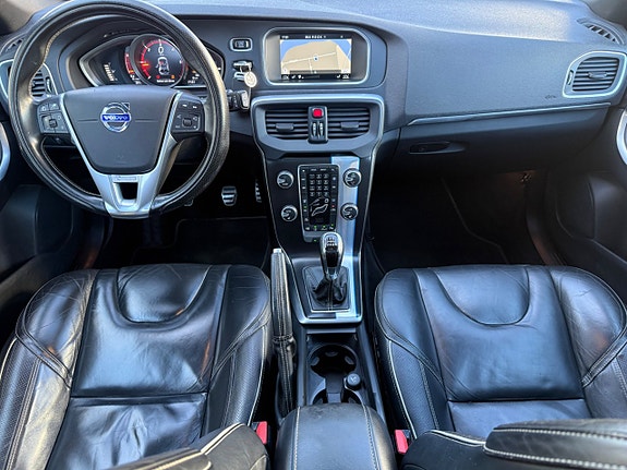 Volvo V40 22 of 23