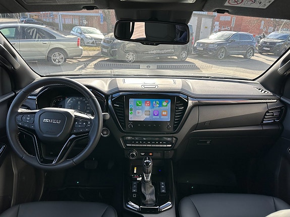 Isuzu D-max 12 of 13
