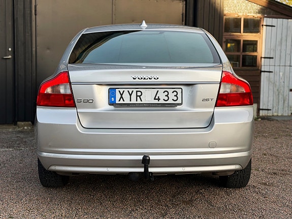 Volvo S80 5 of 5