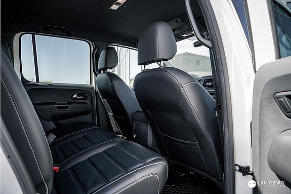 Volkswagen Amarok 10 of 17