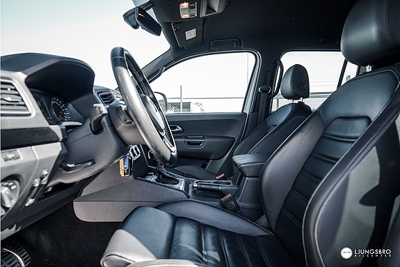 Volkswagen Amarok 7 of 17