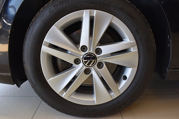 Volkswagen Golf I 18 of 19