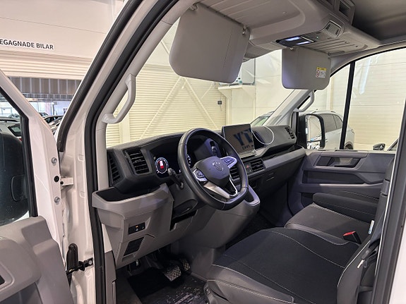 Volkswagen Crafter 35 12 of 23