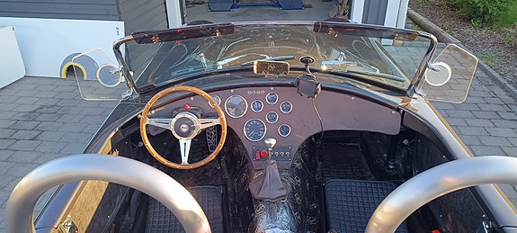 AC Cobra 5 of 5