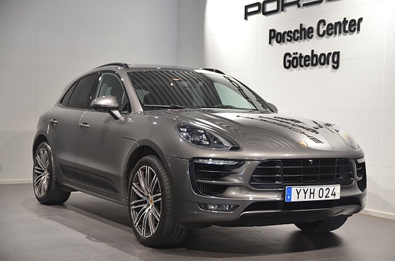 Porsche Macan GTS 2 of 5