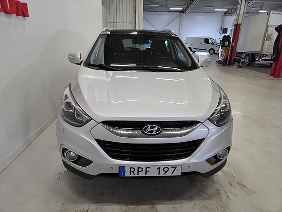 Hyundai ix35 2 of 10