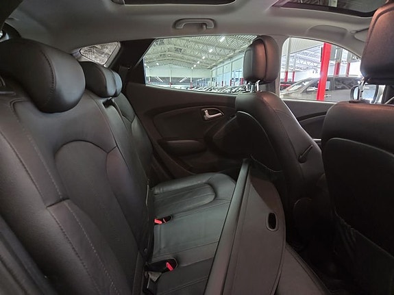 Hyundai ix35 5 of 10