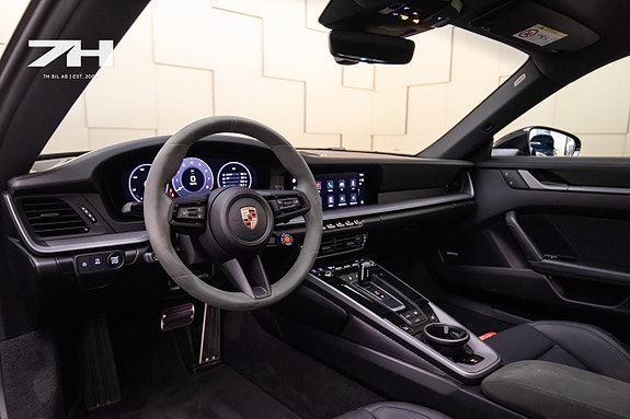 Porsche 911 9 of 30