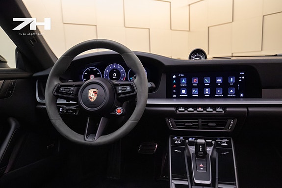 Porsche 911 15 of 30