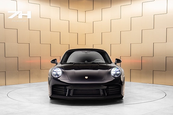 Porsche 911 8 of 30