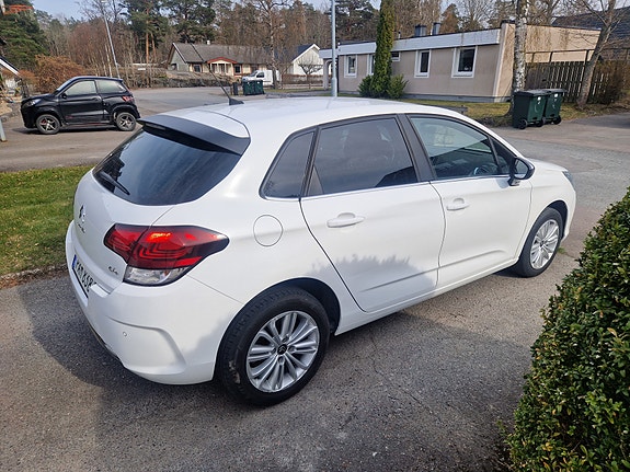 Citroen C4 2 of 5