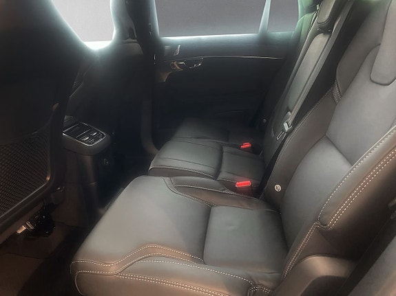 Volvo XC90 5 of 5