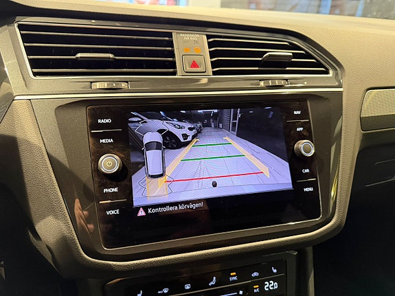Volkswagen Tiguan 13 of 29