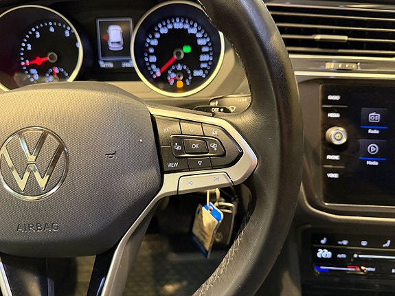 Volkswagen Tiguan 12 of 29