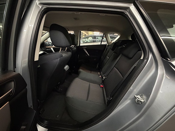 Mazda 3 9 of 24