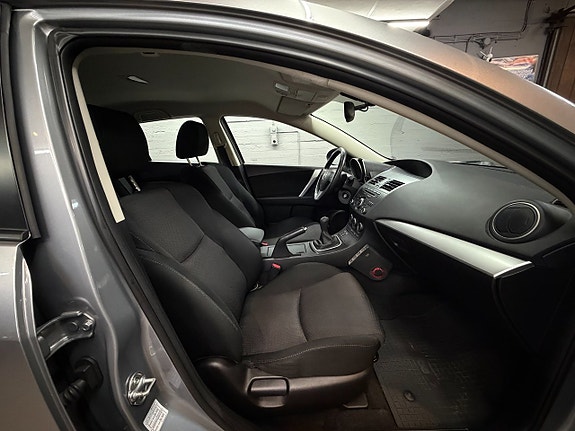 Mazda 3 19 of 24