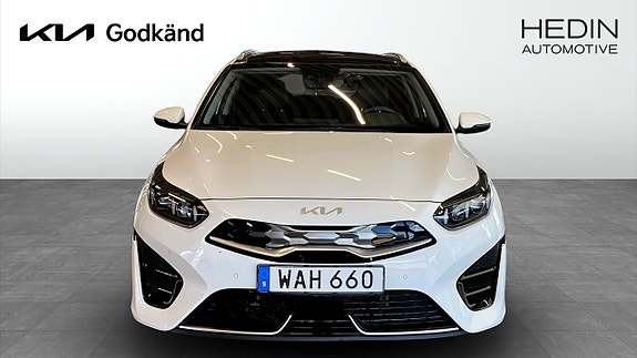 Kia Ceed 2 of 12
