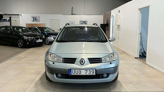 Renault Megane 2 of 17