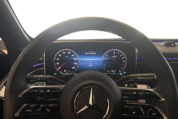 Mercedes-Benz E300 de 6 of 14