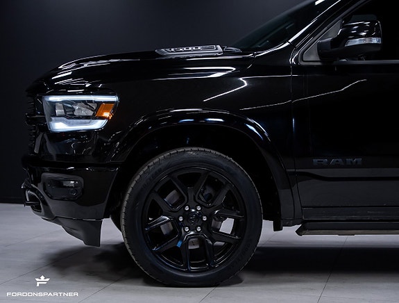 Dodge RAM 1500 3 of 5