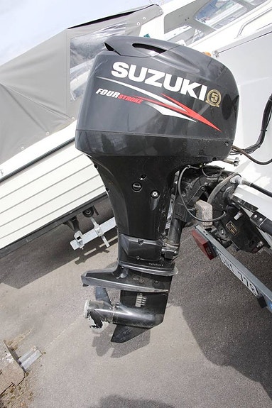 Styrpulpet - AMT 160R med 60 hk Suzuki 12 of 12