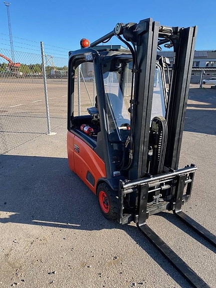 Linde E 16 4 of 5
