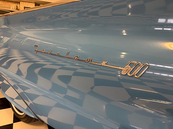 Ford Fairlane 5 of 5