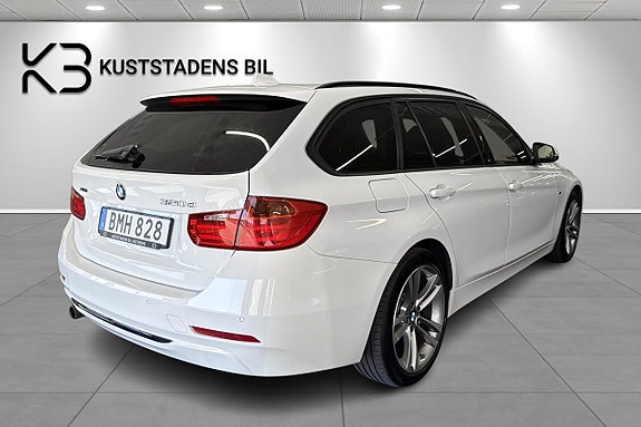 BMW 320d 3 of 5