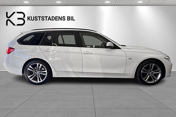 BMW 320d 2 of 5