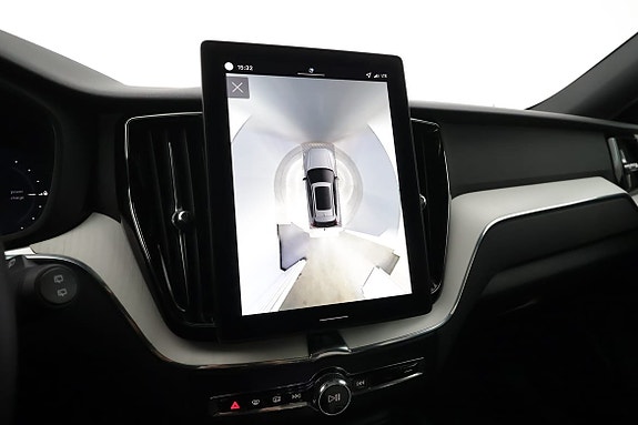Volvo XC60 13 of 17