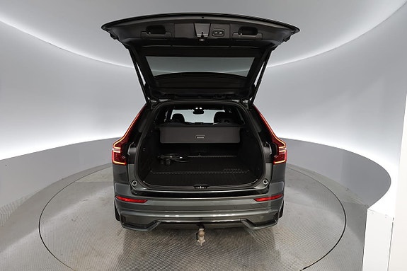 Volvo XC60 15 of 17