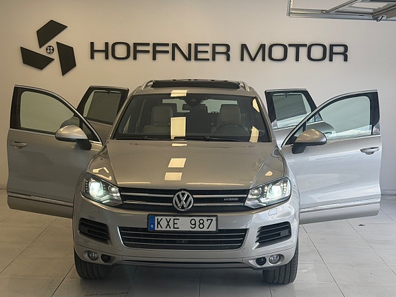 Volkswagen Touareg 5 of 23