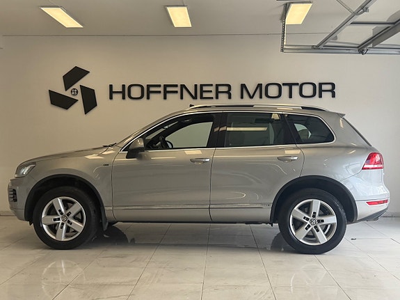Volkswagen Touareg 9 of 23