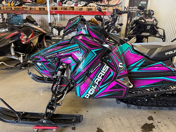 Polaris PRO RMK 800 36" Framvagn/ Skinz Bågar / NY matta 750:-/ Mån Frakt -17 4 of 12
