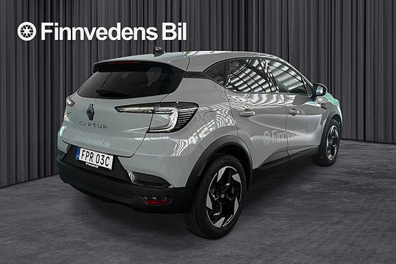 Renault Captur 4 of 16