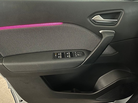 Renault Captur 14 of 16