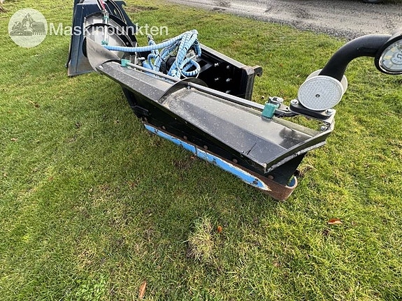 SE Equipment  Sweden & Drivex snöplog och sandspridare